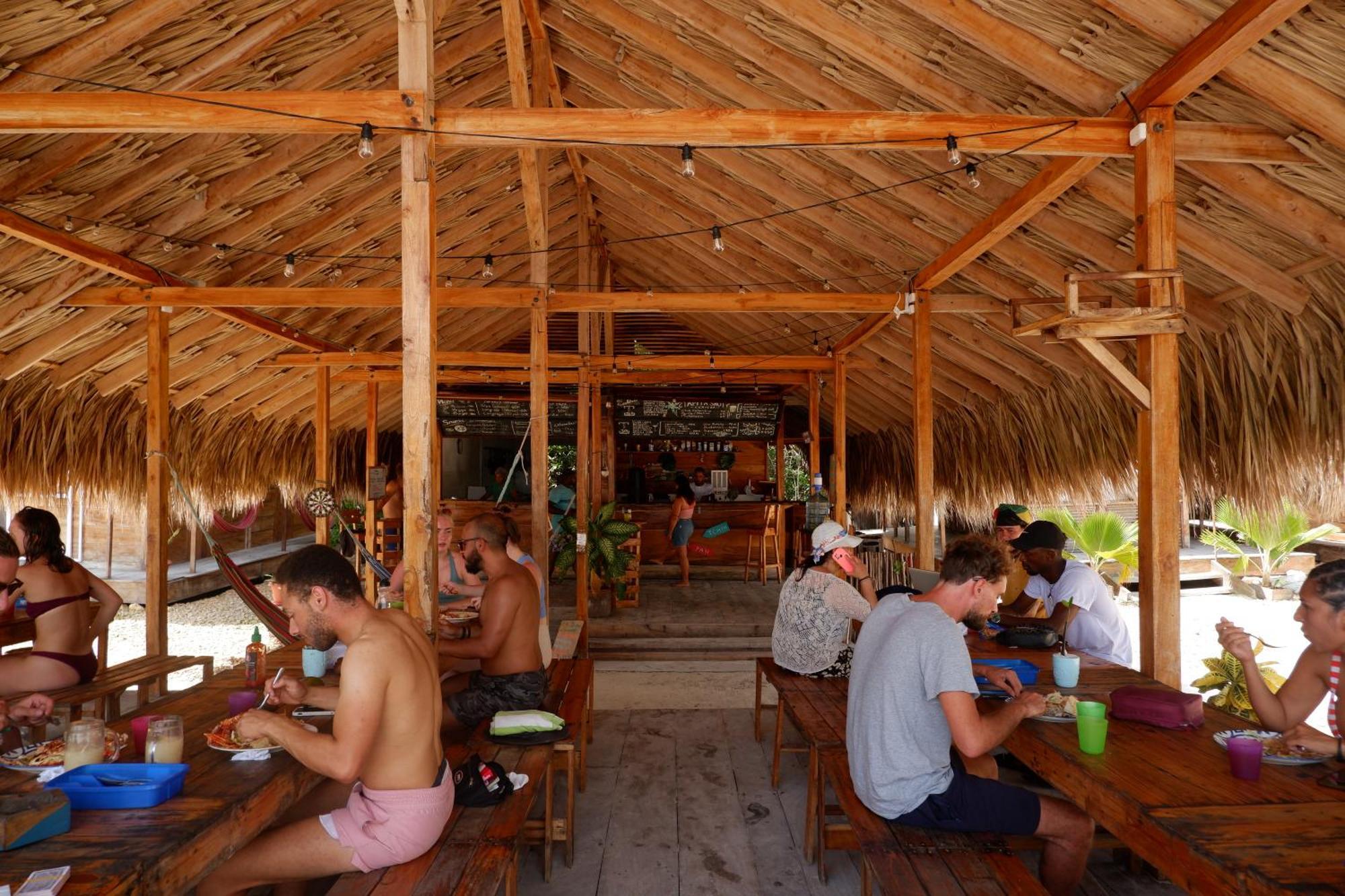 Santa Lova Eco-Hostel Isla Tintipan Tintipan Island Экстерьер фото